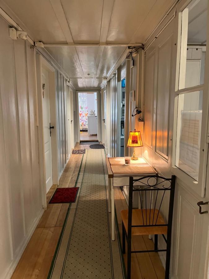 Chambre Papillon Avec Acces Terasse La Neuveville Exteriér fotografie