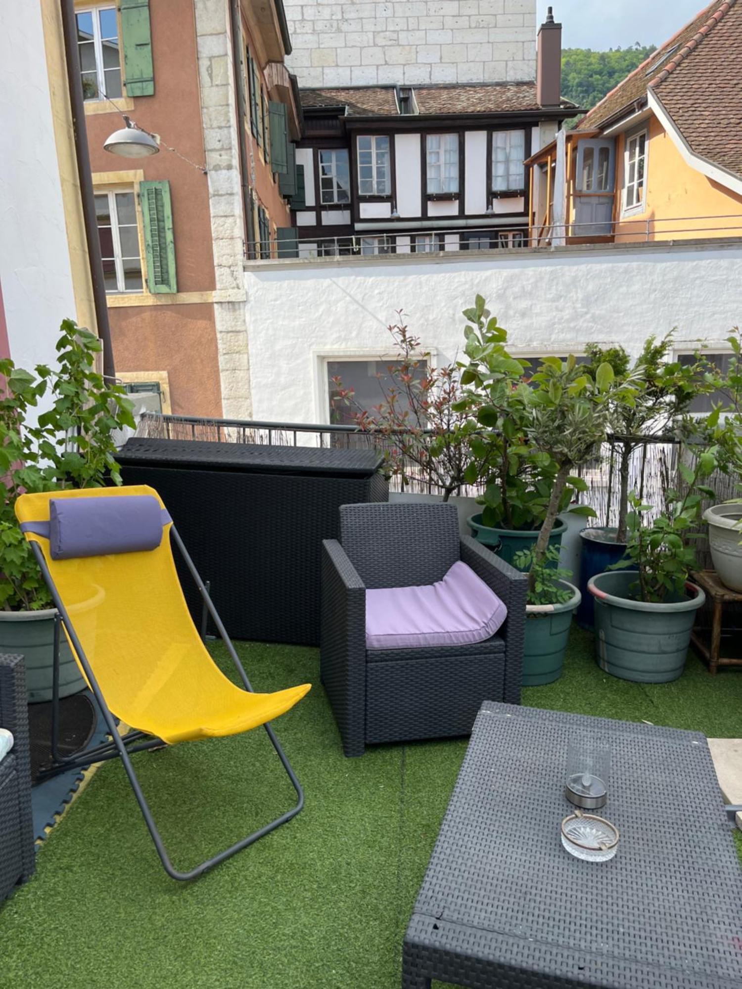 Chambre Papillon Avec Acces Terasse La Neuveville Exteriér fotografie